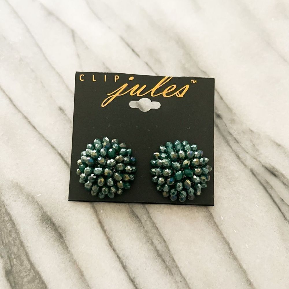Vintage Beaded Jules Earrings Green Clip On‎ Round Retro